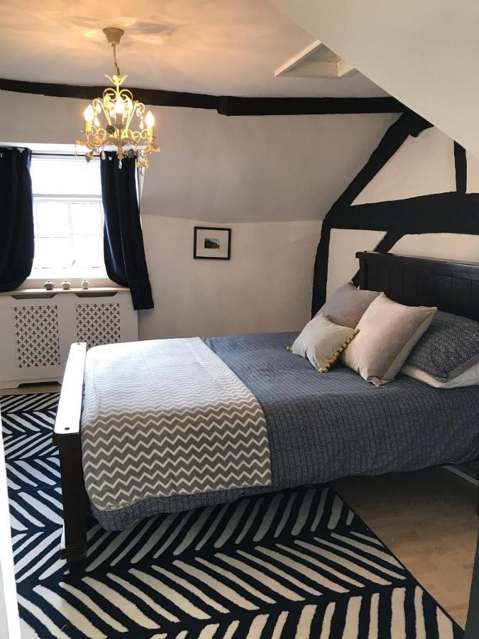 ווריק Westgate Guest House מראה חיצוני תמונה