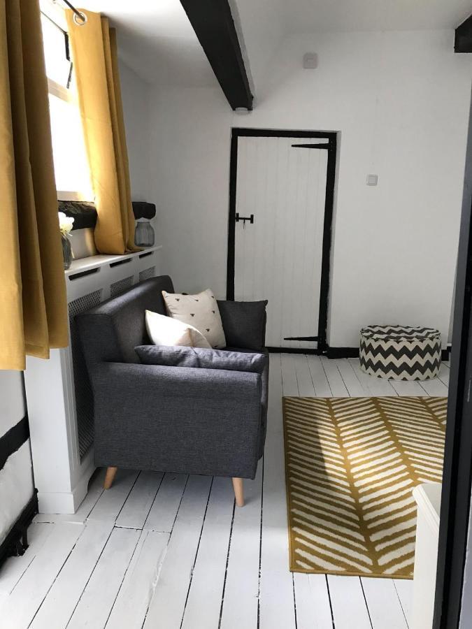 ווריק Westgate Guest House מראה חיצוני תמונה